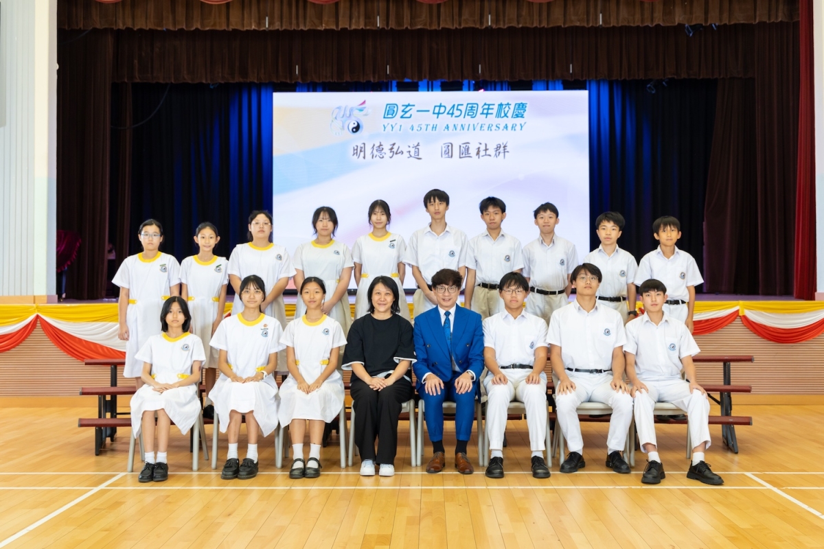 游泳隊合照
